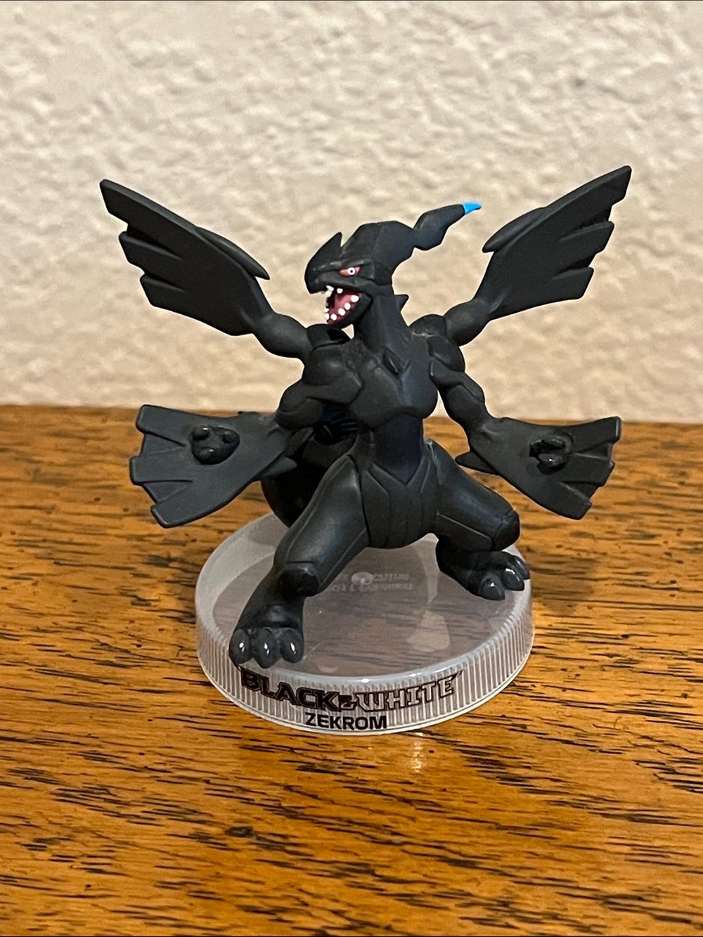 Pokemon Black & White Zekrom Figure With Base 2011
